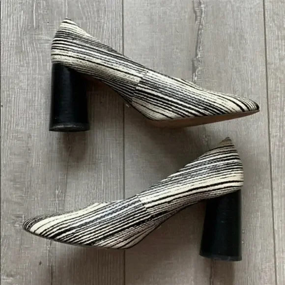 TOPSHOP Zebra Print Pumps - Picture 1 of 3